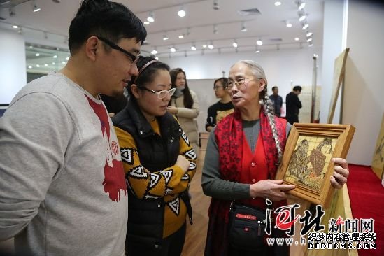 秦皇島海港區(qū)舉辦非物質(zhì)文化遺產(chǎn)精品項(xiàng)目展覽